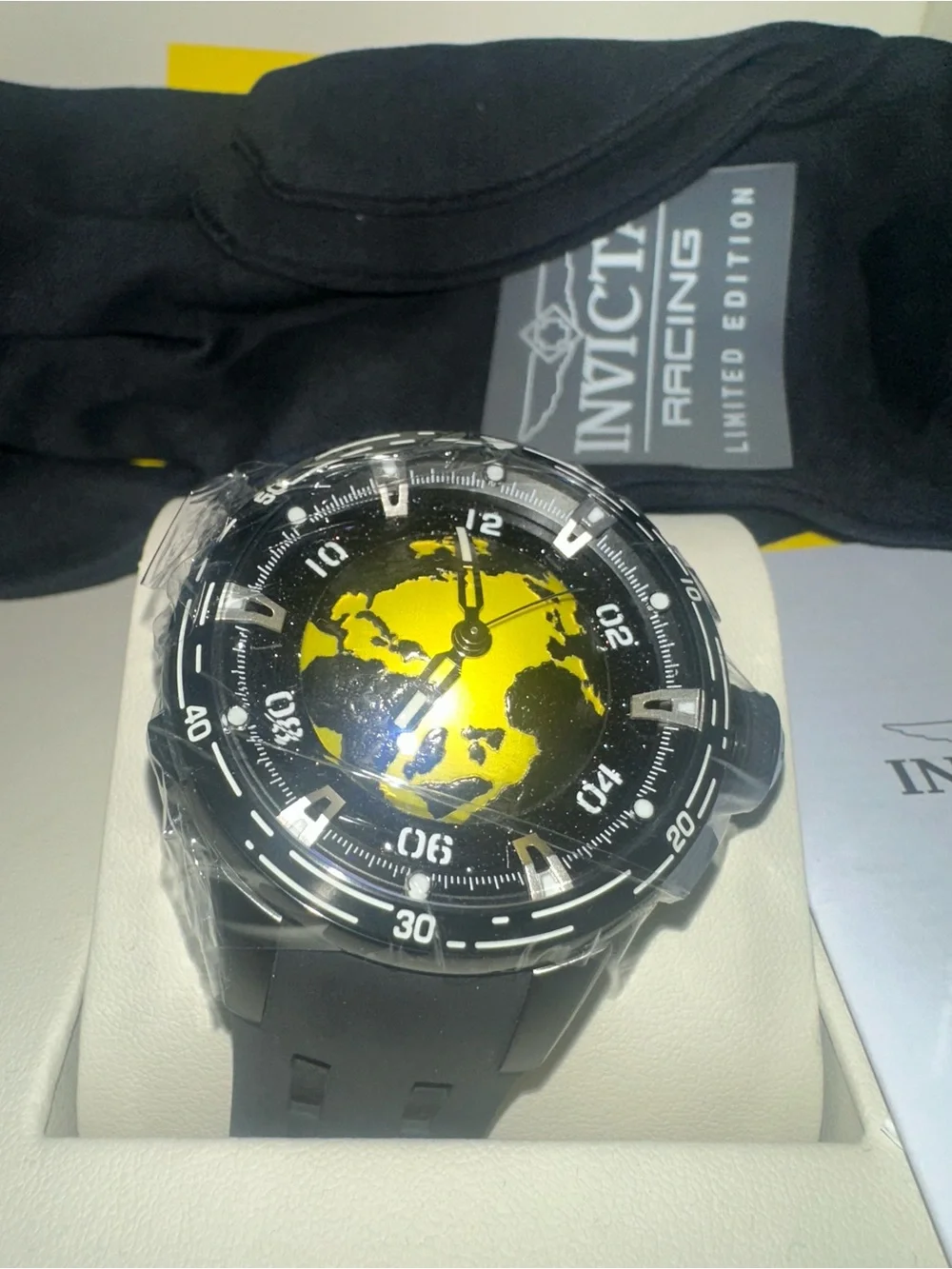 Invicta Objet D'Art Automatic Men's Watch (Model 70115)